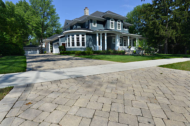 Trusted New Athens, IL Driveway Pavers Experts